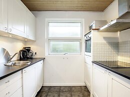 4 Star Holiday Home in Vaeggerlose