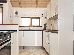6 Person Holiday Home in Ulfborg