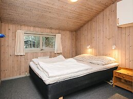 6 Person Holiday Home in Ansager
