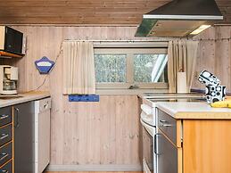 6 Person Holiday Home in Ansager