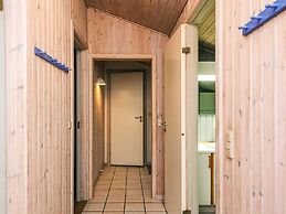 6 Person Holiday Home in Ansager