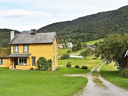 8 Person Holiday Home in Liabygda