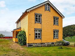 8 Person Holiday Home in Liabygda
