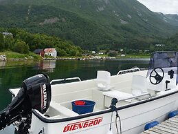 5 Star Holiday Home in Brattvag