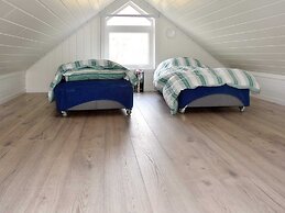 5 Star Holiday Home in Brattvag