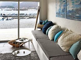 5 Star Holiday Home in Brattvag