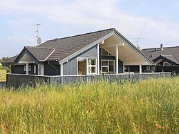 6 Person Holiday Home in Ringkobing-by Traum