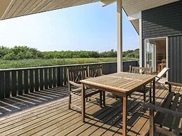 6 Person Holiday Home in Ringkobing-by Traum