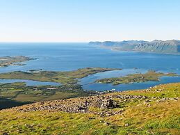 6 Person Holiday Home in Alsvag