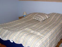 6 Person Holiday Home in Alsvag