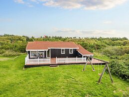 6 Person Holiday Home in Ringkobing