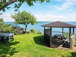 Panoramic Retreat by Water