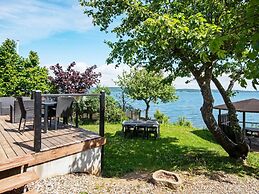 Panoramic Retreat by Water