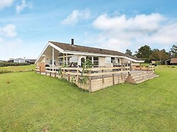9 Person Holiday Home in Millinge