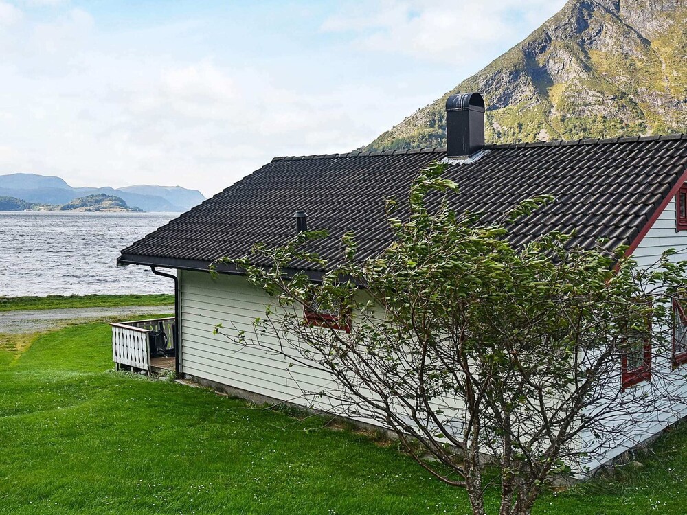 7 Person Holiday Home in Selje