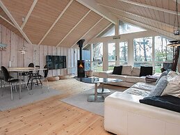 9 Person Holiday Home in Vaeggerlose-by Traum
