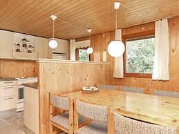 Spacious Holiday Home In Struer near Ocean