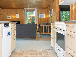 Spacious Holiday Home In Struer near Ocean