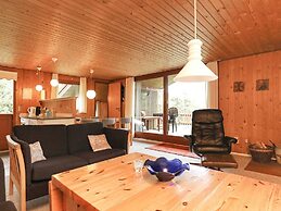 Spacious Holiday Home In Struer near Ocean