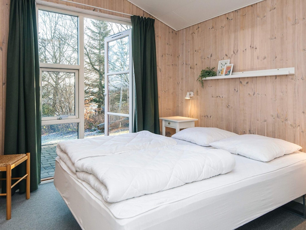 8 Person Holiday Home in Borkop