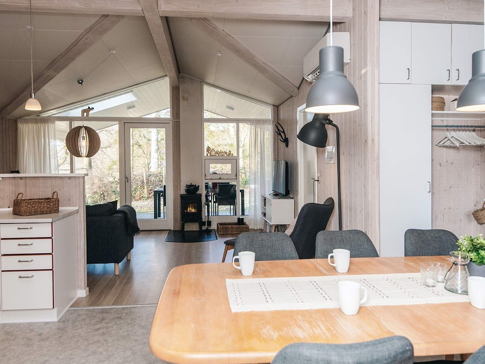 8 Person Holiday Home in Borkop