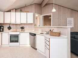 8 Person Holiday Home in Borkop