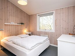 8 Person Holiday Home in Borkop