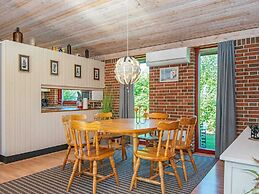 6 Person Holiday Home in Orsted-by Traum