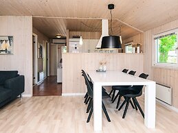 6 Person Holiday Home in Hemmet