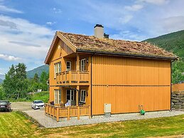 8 Person Holiday Home in Skulestadmo