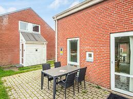 6 Person Holiday Home in Romo