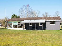 Heritage Cottage in Glesborg With Play Area