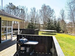 5 Star Holiday Home in Hals
