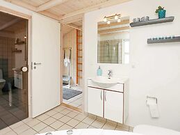 5 Star Holiday Home in Hals