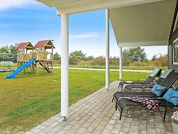 Spacious Holiday Home in Grenå near Sea