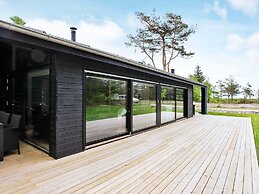 5 Star Holiday Home in Hals