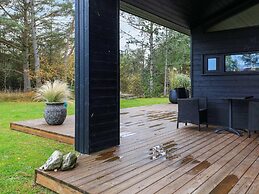 5 Star Holiday Home in Hals