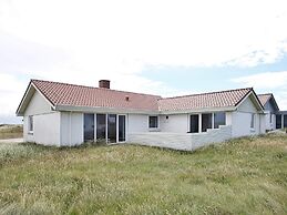8 Person Holiday Home in Frostrup