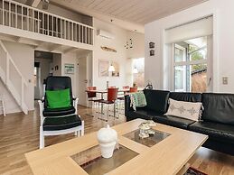 5 Star Holiday Home in Hals