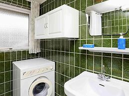 6 Person Holiday Home in Ulfborg