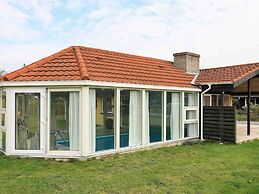 6 Person Holiday Home in Ulfborg