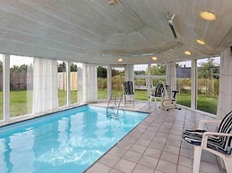 6 Person Holiday Home in Ulfborg