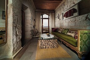 Pigeon Hotel