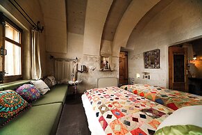 Pigeon Hotel