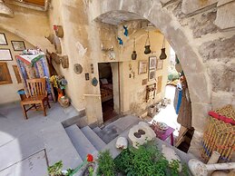 Pigeon Hotel