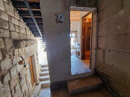 Pigeon Hotel