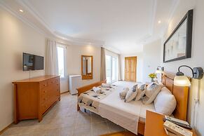 Lacitrus Villa Hotel