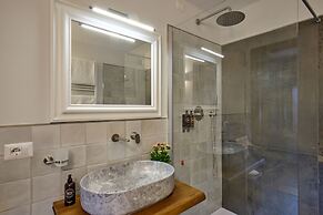 Giarvino Guest House
