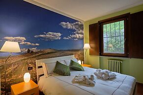 Giarvino Guest House