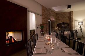 Giarvino Guest House